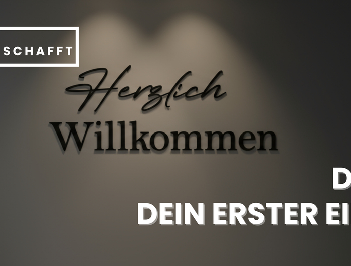 schriftzug aus holz herzlich willkommen in schwarz