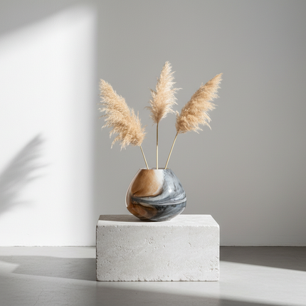 Mora – Großformatige Design-Vase aus Glas