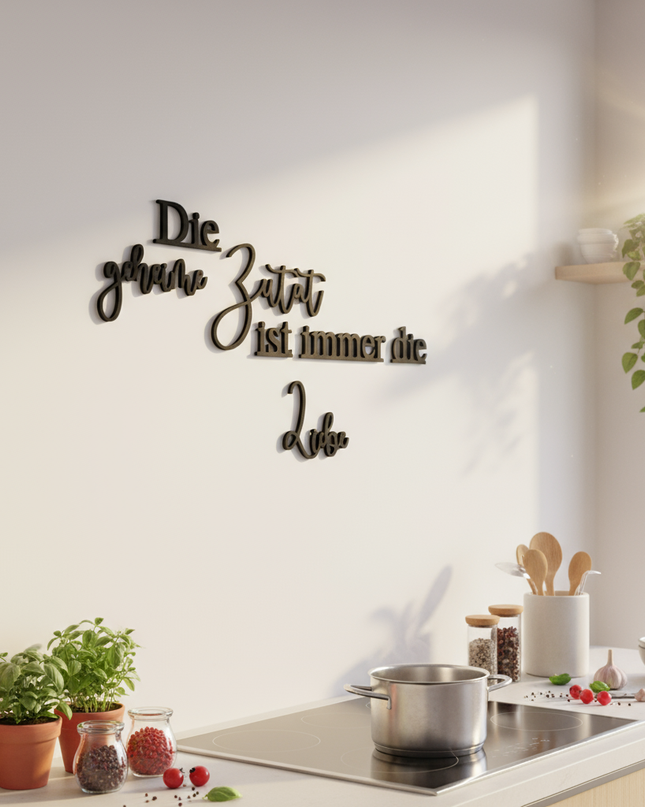 Die geheime Zutat ist immer die Liebe – Holzschriftzug